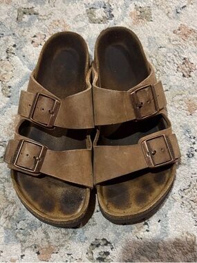 Birkenstock Arizona two-strap sandals size 39